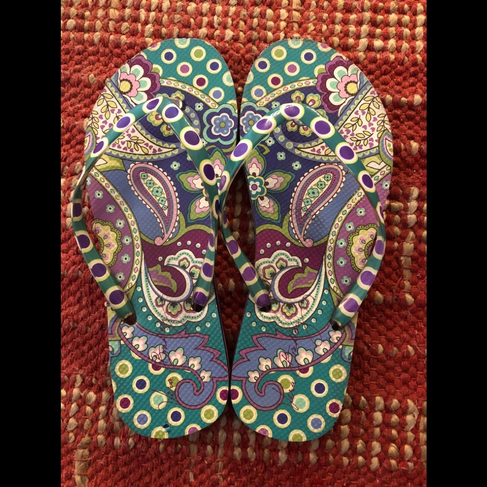 Vera bradly flip flops